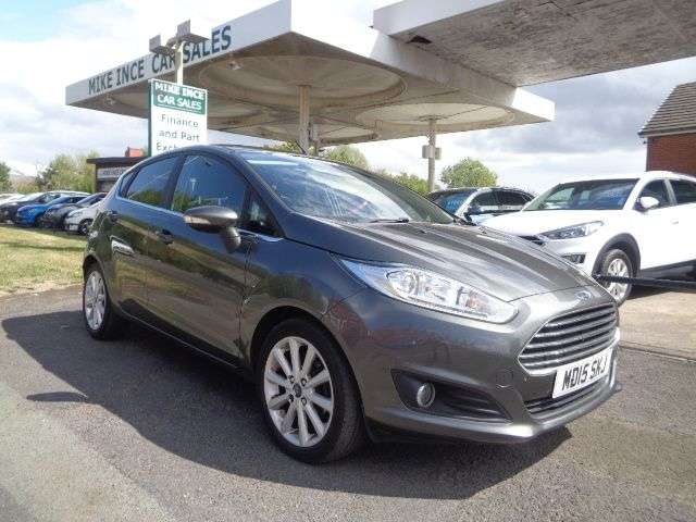 A 2015 FORD FIESTA 1.0T EcoBoost Titanium Hatchback 5dr Petrol Manual Euro 6 (s/s) (100 ps) 5 A 2015 FORD FIESTA 1.0T EcoBoost Titanium Hatchback 5dr Petrol Manual Euro 6 (s/s) (100 ps) 5