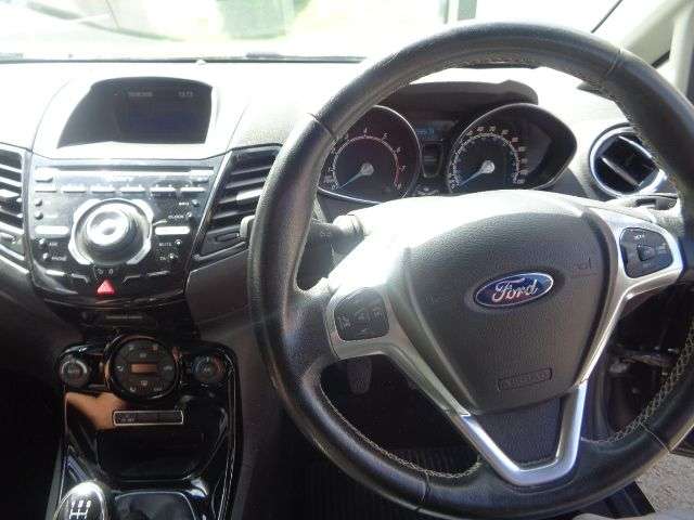 2015 FORD FIESTA 2015 FORD FIESTA