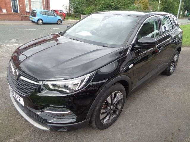 A 2019 VAUXHALL GRANDLAND X 1.2 Turbo GPF Sport Nav SUV 5dr Petrol Manual Euro 6 (s/s) (130 ps) SERVICE A 2019 VAUXHALL GRANDLAND X 1.2 Turbo GPF Sport Nav SUV 5dr Petrol Manual Euro 6 (s/s) (130 ps) SERVICE