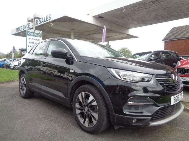 A 2019 VAUXHALL GRANDLAND X 1.2 Turbo GPF Sport Nav SUV 5dr Petrol Manual Euro 6 (s/s) (130 ps) SERVICE A 2019 VAUXHALL GRANDLAND X 1.2 Turbo GPF Sport Nav SUV 5dr Petrol Manual Euro 6 (s/s) (130 ps) SERVICE
