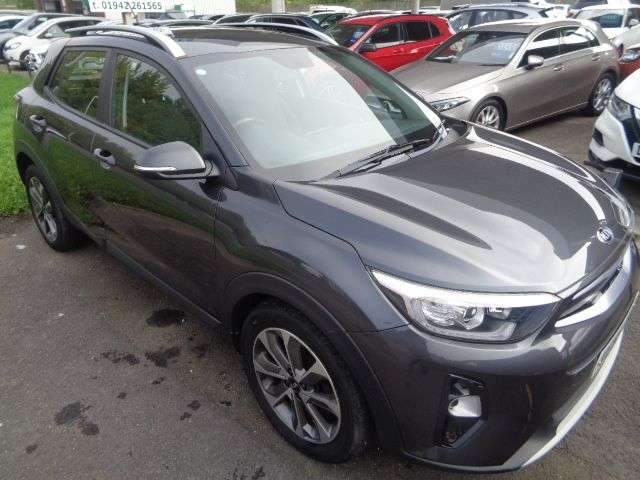 A 2019 KIA STONIC 1.4 2 SUV 5dr Petrol Manual Euro 6 (s/s) (98 bhp) 4 SERVICE STAMPS 12 MONTH A 2019 KIA STONIC 1.4 2 SUV 5dr Petrol Manual Euro 6 (s/s) (98 bhp) 4 SERVICE STAMPS 12 MONTH