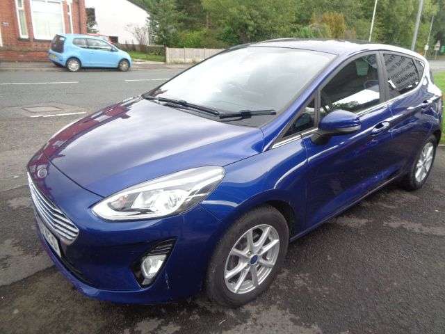 A 2017 FORD FIESTA 1.0T EcoBoost Zetec Hatchback 5dr Petrol Manual Euro 6 (s/s) (100 ps) 8 SER A 2017 FORD FIESTA 1.0T EcoBoost Zetec Hatchback 5dr Petrol Manual Euro 6 (s/s) (100 ps) 8 SER