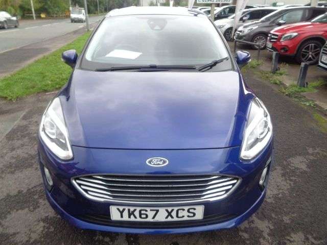A 2017 FORD FIESTA 1.0T EcoBoost Zetec Hatchback 5dr Petrol Manual Euro 6 (s/s) (100 ps) 8 SER A 2017 FORD FIESTA 1.0T EcoBoost Zetec Hatchback 5dr Petrol Manual Euro 6 (s/s) (100 ps) 8 SER
