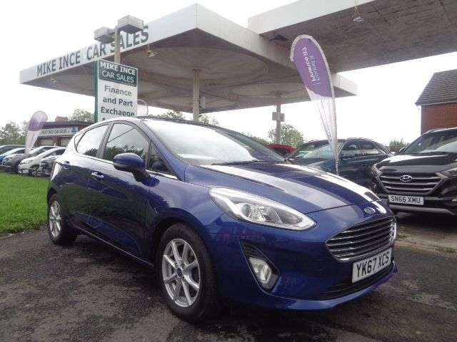 A 2017 FORD FIESTA 1.0T EcoBoost Zetec Hatchback 5dr Petrol Manual Euro 6 (s/s) (100 ps) 8 SER A 2017 FORD FIESTA 1.0T EcoBoost Zetec Hatchback 5dr Petrol Manual Euro 6 (s/s) (100 ps) 8 SER