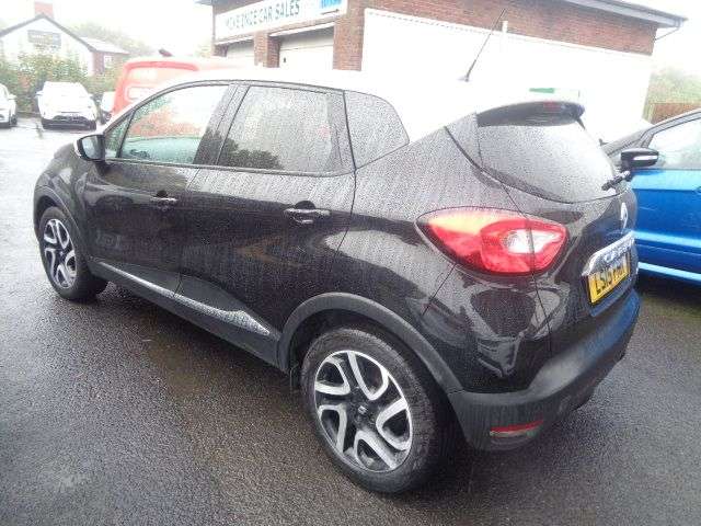 A 2015 RENAULT CAPTUR 0.9 TCe ENERGY Dynamique S MediaNav SUV 5dr Petrol Manual Euro 5 (s/s) (90 A 2015 RENAULT CAPTUR 0.9 TCe ENERGY Dynamique S MediaNav SUV 5dr Petrol Manual Euro 5 (s/s) (90