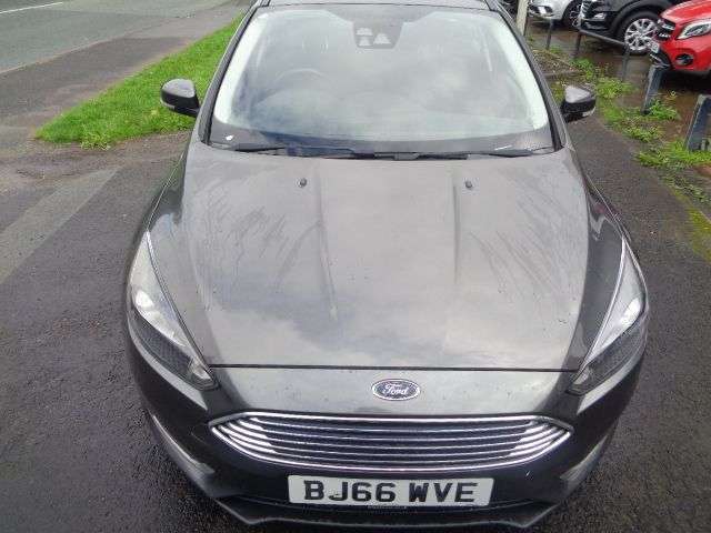 A 2016 FORD FOCUS 1.0T EcoBoost Titanium Hatchback 5dr Petrol Manual Euro 6 (s/s) (100 ps) SE A 2016 FORD FOCUS 1.0T EcoBoost Titanium Hatchback 5dr Petrol Manual Euro 6 (s/s) (100 ps) SE