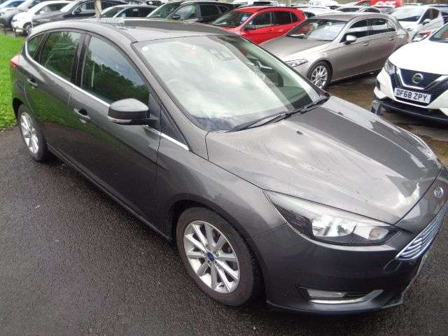 A 2016 FORD FOCUS 1.0T EcoBoost Titanium Hatchback 5dr Petrol Manual Euro 6 (s/s) (100 ps) SE A 2016 FORD FOCUS 1.0T EcoBoost Titanium Hatchback 5dr Petrol Manual Euro 6 (s/s) (100 ps) SE