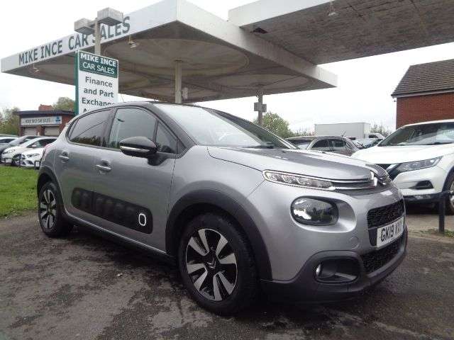 A 2019 CITROEN C3 1.2 PureTech Flair Hatchback 5dr Petrol Manual Euro 6 (s/s) (82 ps) 4 SERVI A 2019 CITROEN C3 1.2 PureTech Flair Hatchback 5dr Petrol Manual Euro 6 (s/s) (82 ps) 4 SERVI