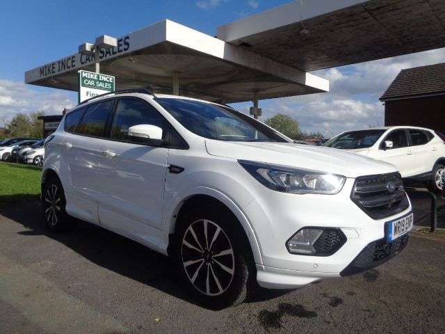 A 2019 FORD KUGA 1.5T EcoBoost GPF ST-Line SUV 5dr Petrol Manual Euro 6 (s/s) (150 ps) 6 SER A 2019 FORD KUGA 1.5T EcoBoost GPF ST-Line SUV 5dr Petrol Manual Euro 6 (s/s) (150 ps) 6 SER