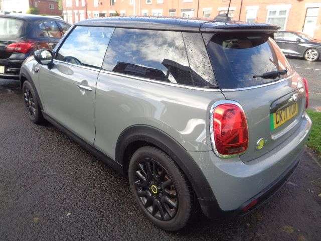 2021 MINI ELECTRIC HATCH 2021 MINI ELECTRIC HATCH