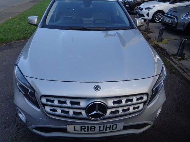A 2018 MERCEDES-BENZ GLA 1.6 GLA200 SE (Executive) SUV 5dr Petrol Manual Euro 6 (s/s) (156 ps) STUNN A 2018 MERCEDES-BENZ GLA 1.6 GLA200 SE (Executive) SUV 5dr Petrol Manual Euro 6 (s/s) (156 ps) STUNN
