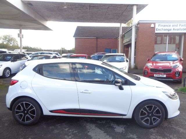 2016 RENAULT CLIO 2016 RENAULT CLIO