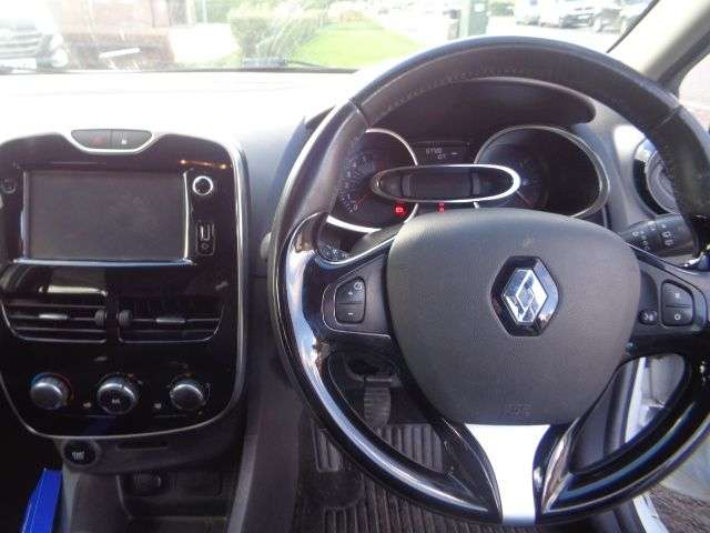 2016 RENAULT CLIO 2016 RENAULT CLIO