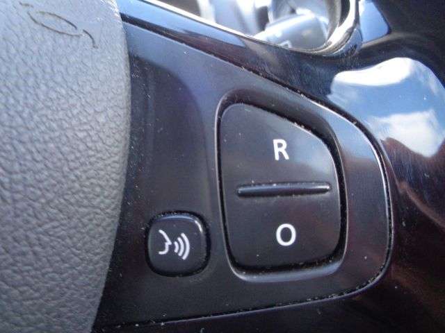 2016 RENAULT CLIO 2016 RENAULT CLIO