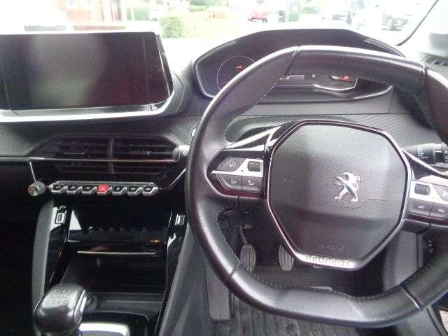 2021 PEUGEOT 208 2021 PEUGEOT 208