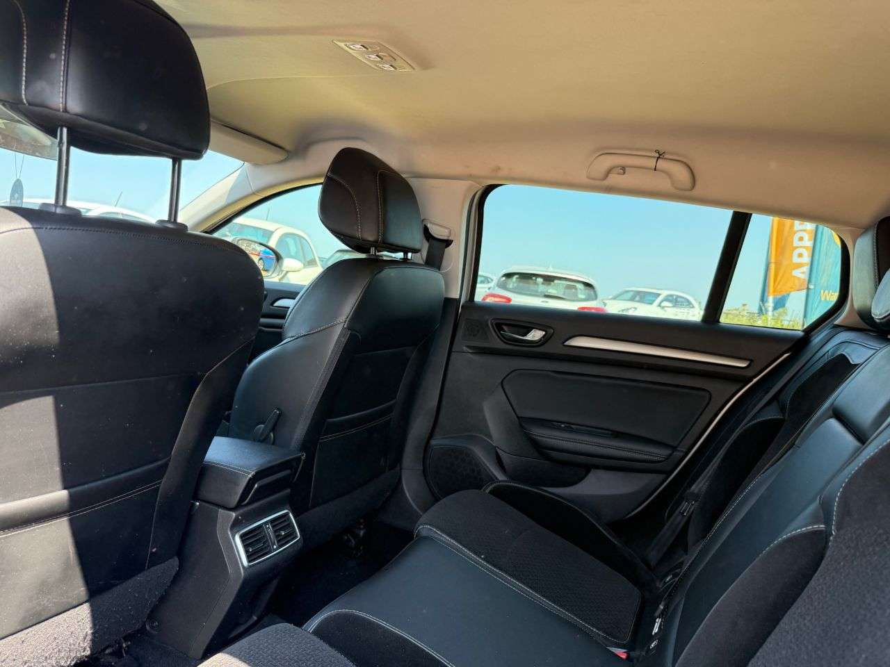 2017 RENAULT MEGANE 2017 RENAULT MEGANE