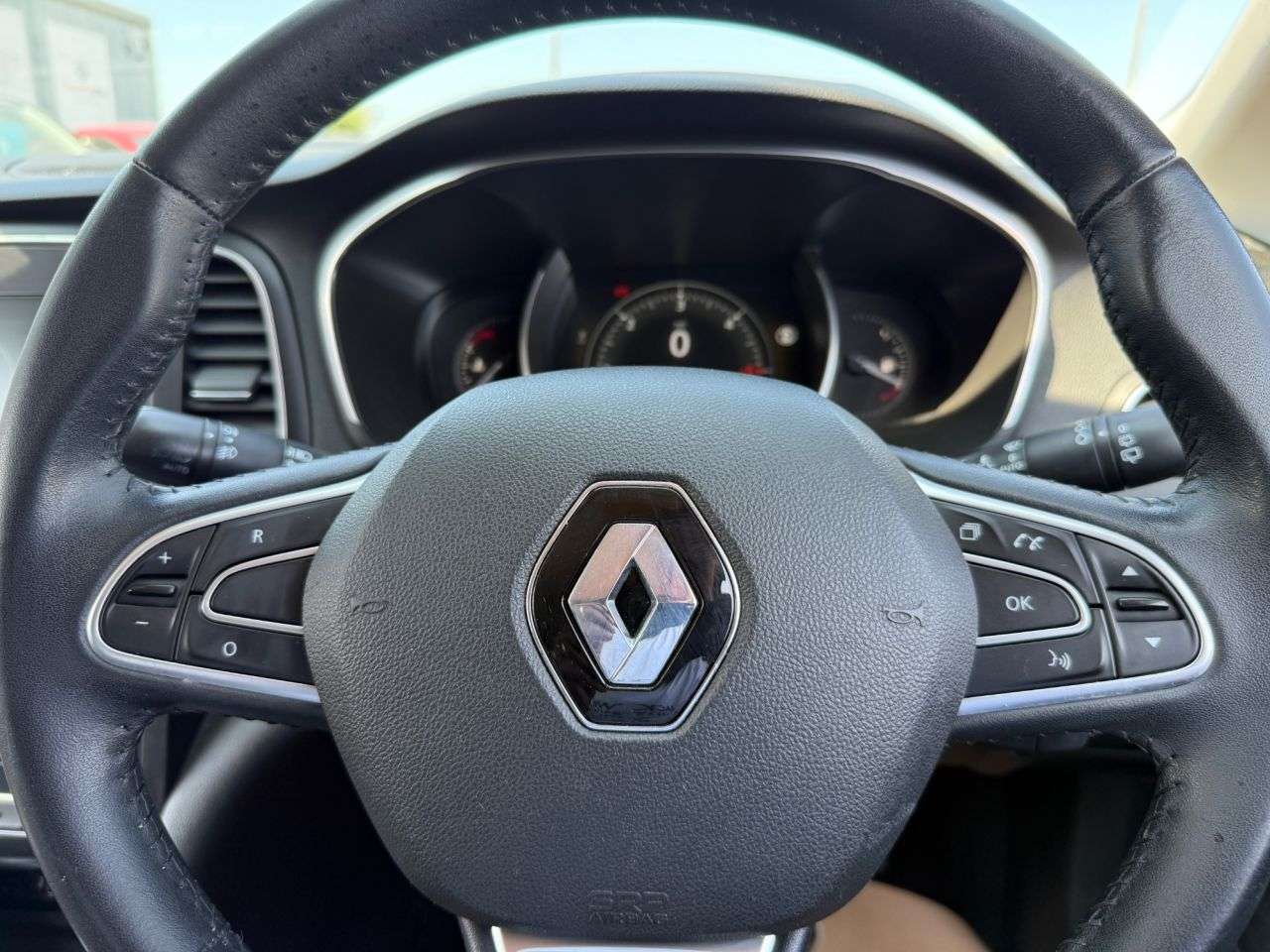 2017 RENAULT MEGANE 2017 RENAULT MEGANE