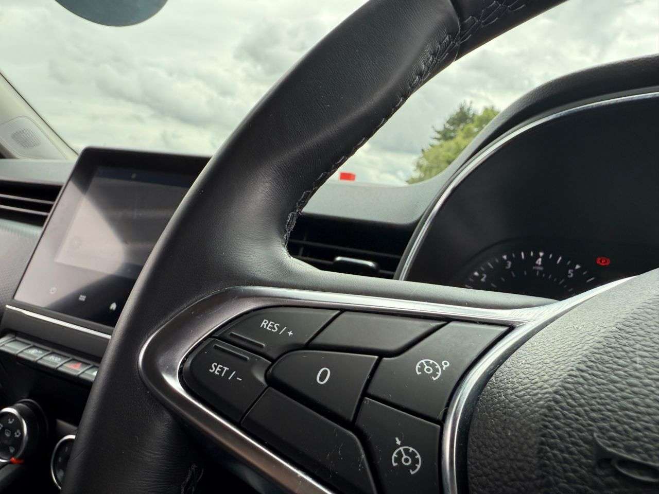 2021 RENAULT CLIO 2021 RENAULT CLIO