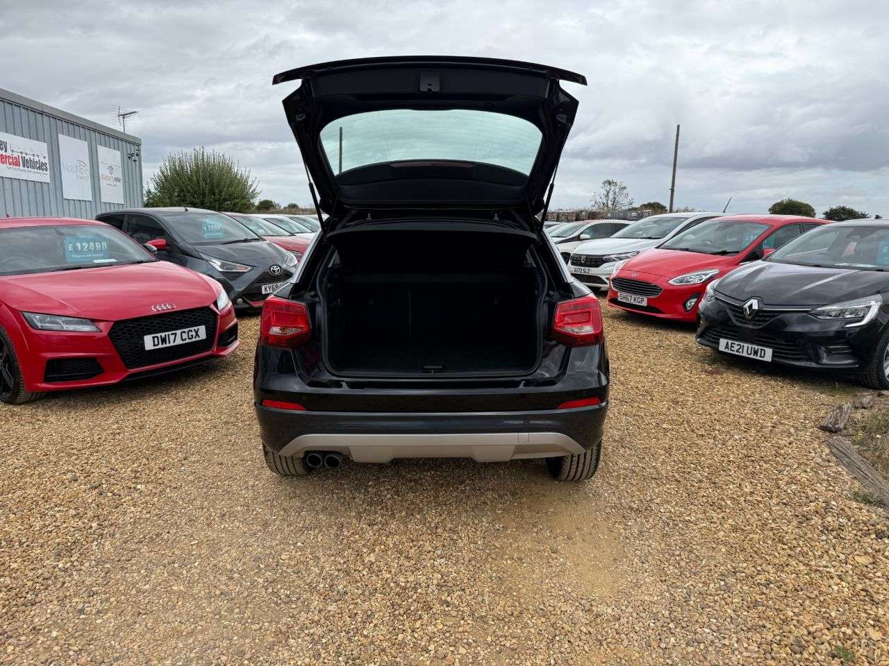 2017 AUDI Q2 2017 AUDI Q2