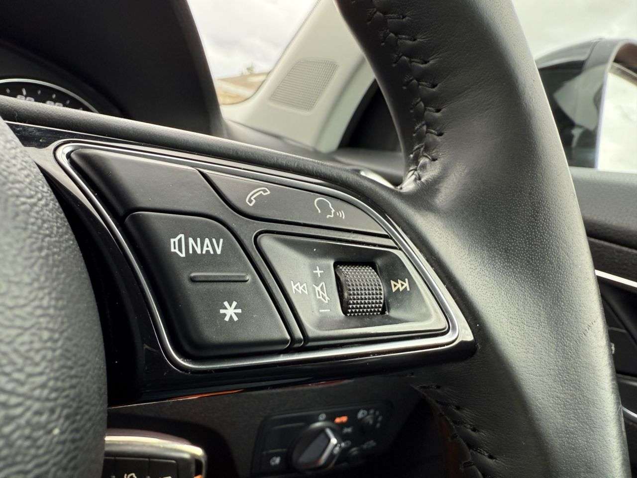 2017 AUDI Q2 2017 AUDI Q2