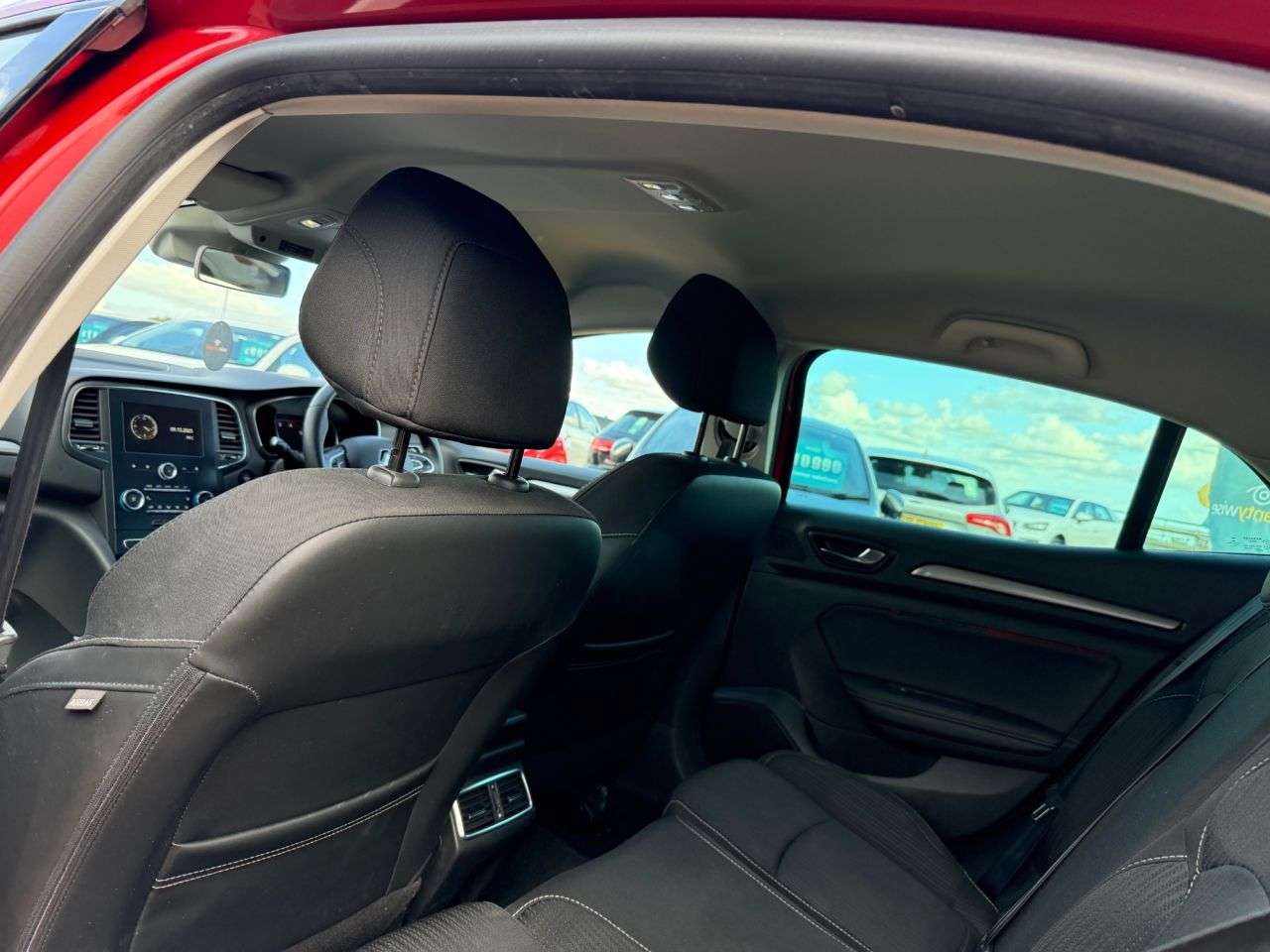 2019 RENAULT MEGANE 2019 RENAULT MEGANE