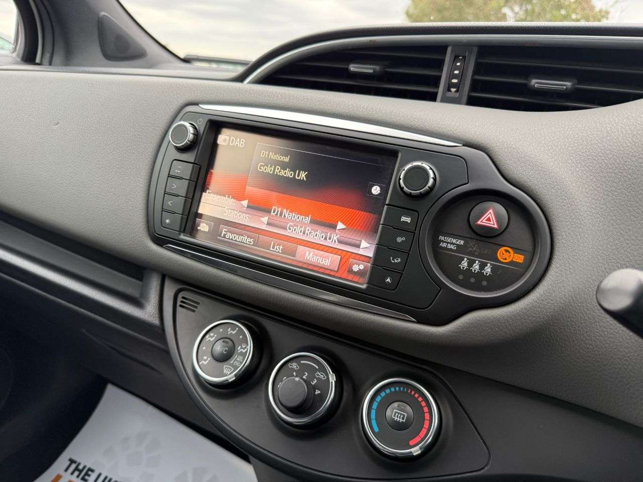 2017 TOYOTA YARIS 2017 TOYOTA YARIS