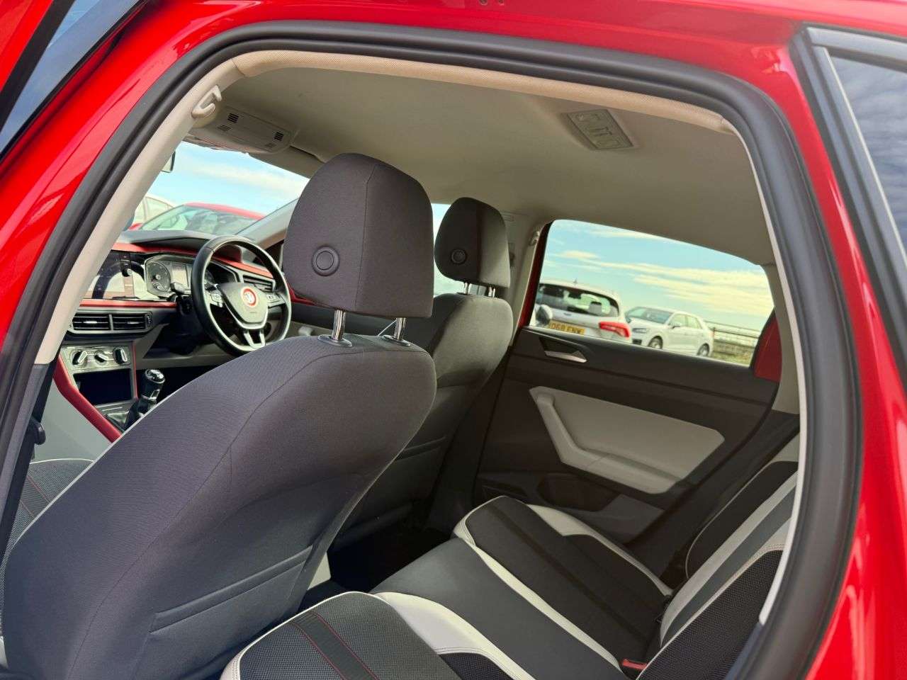 2019 VOLKSWAGEN POLO 2019 VOLKSWAGEN POLO