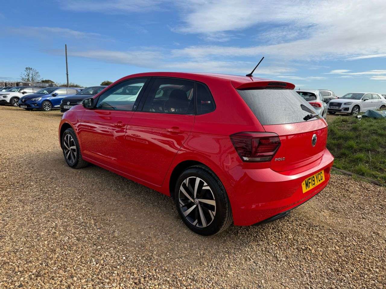 2019 VOLKSWAGEN POLO 2019 VOLKSWAGEN POLO