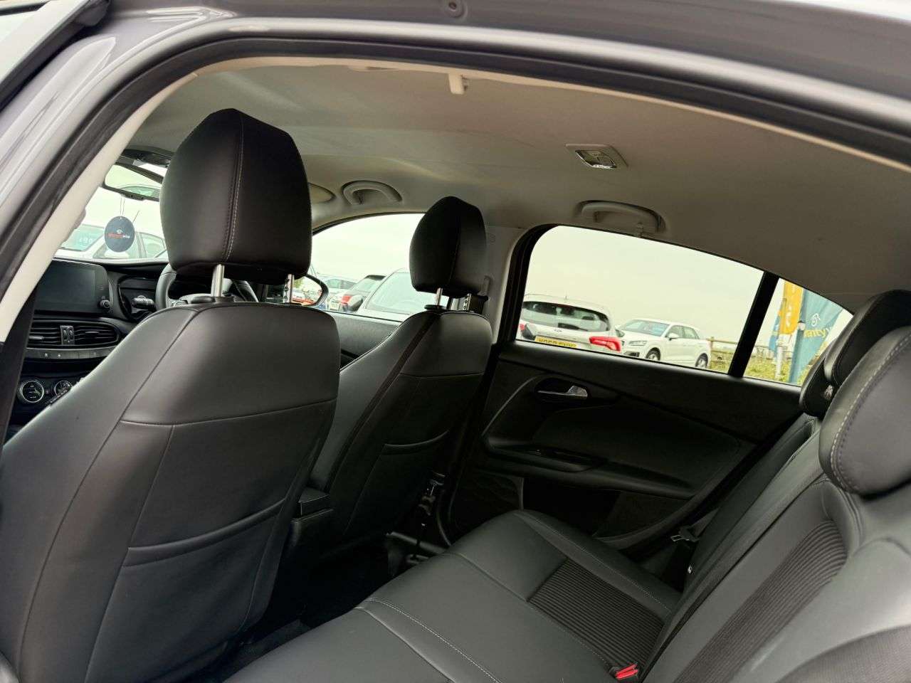 2018 FIAT TIPO 2018 FIAT TIPO