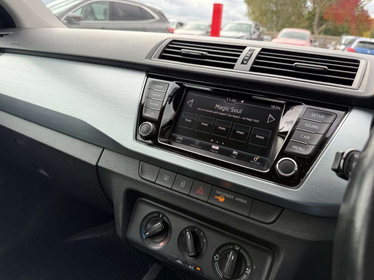 2017 SKODA FABIA 2017 SKODA FABIA