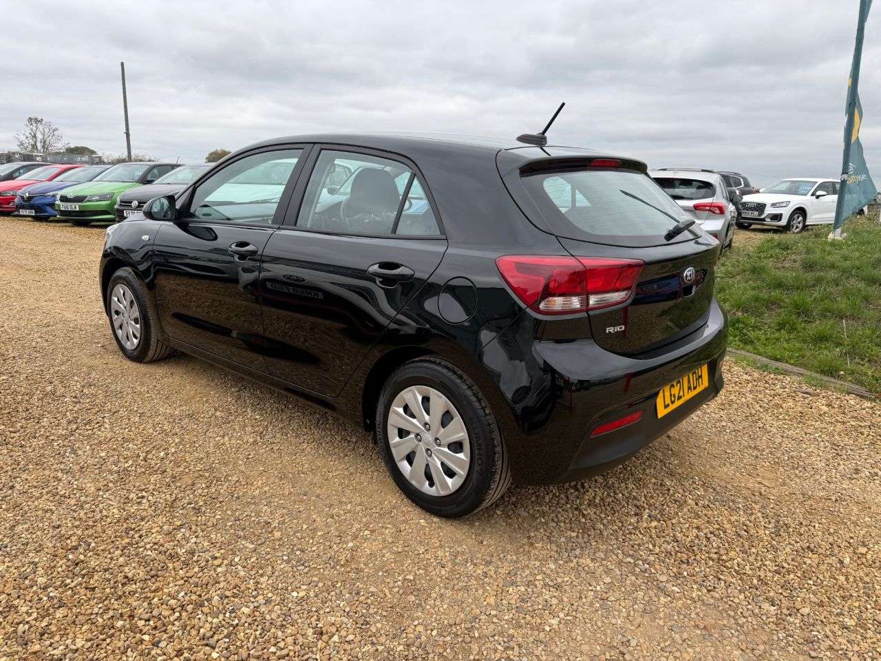 2021 KIA RIO 2021 KIA RIO