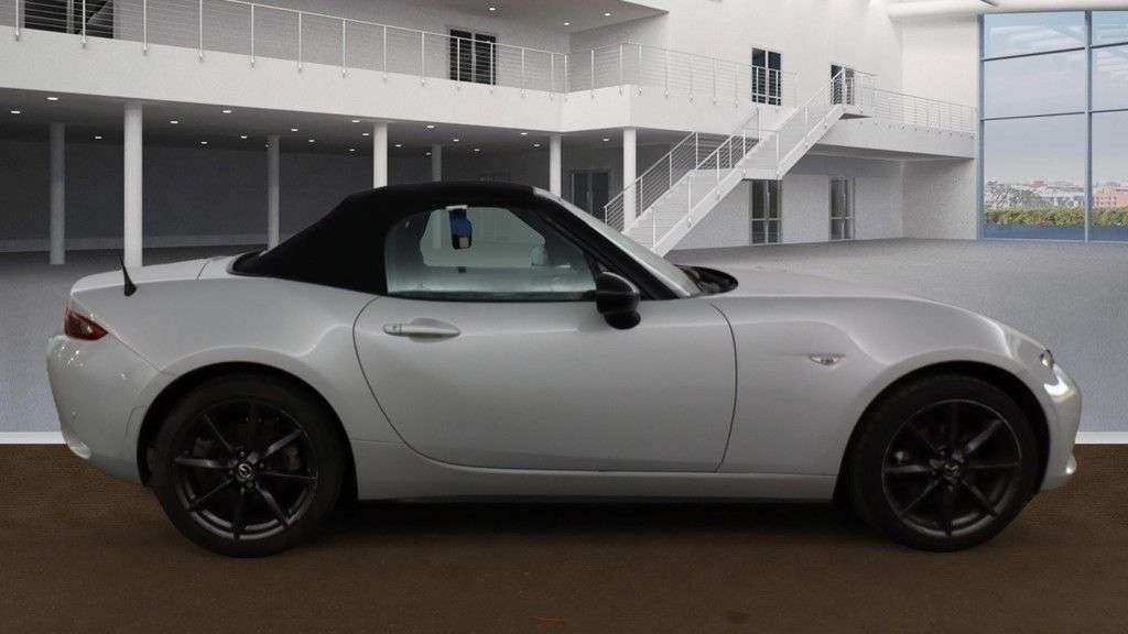 2016 MAZDA MX-5 2016 MAZDA MX-5