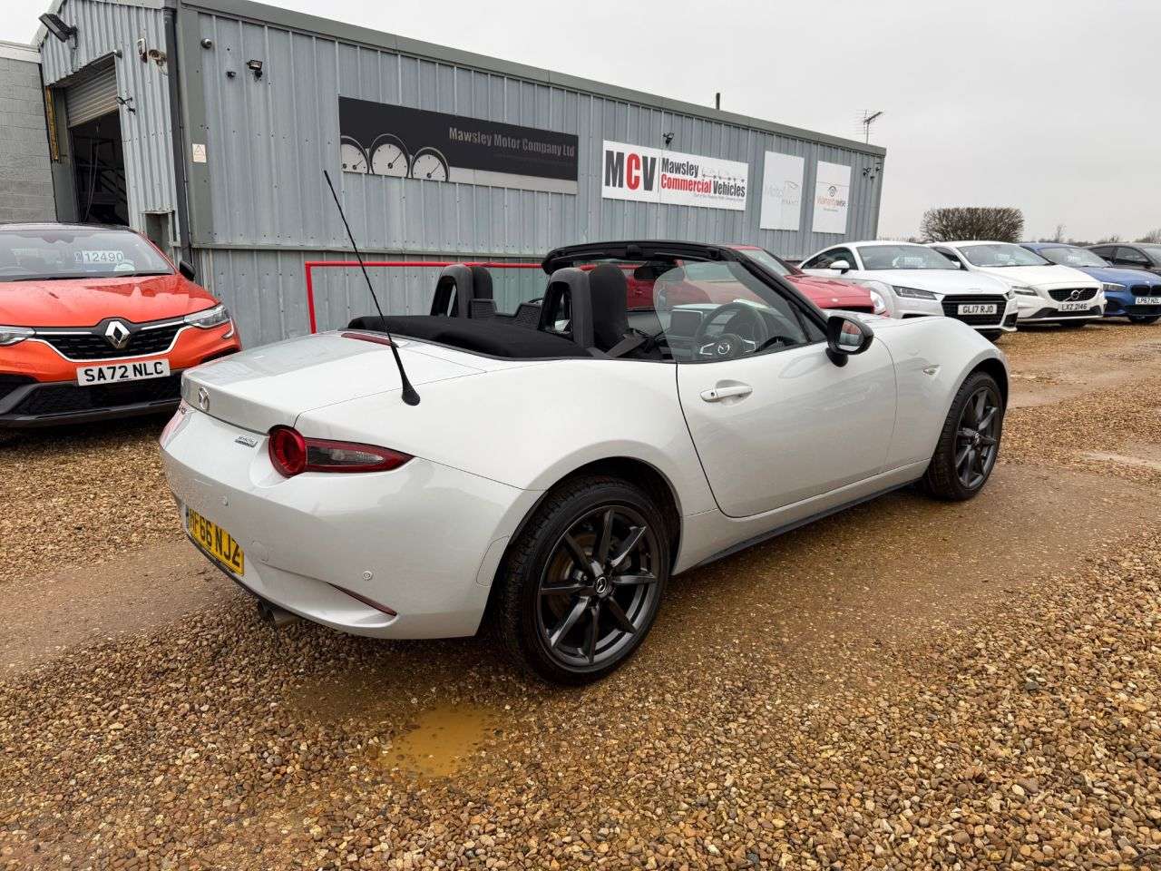 2016 MAZDA MX-5 2016 MAZDA MX-5