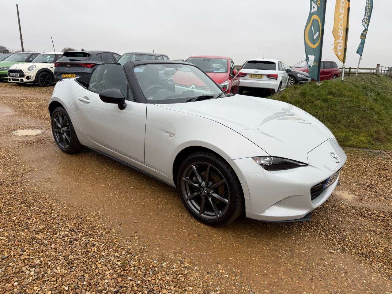 2016 MAZDA MX-5 2016 MAZDA MX-5