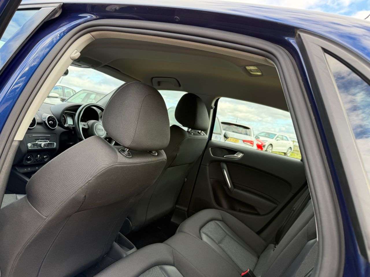 2017 AUDI A1 2017 AUDI A1