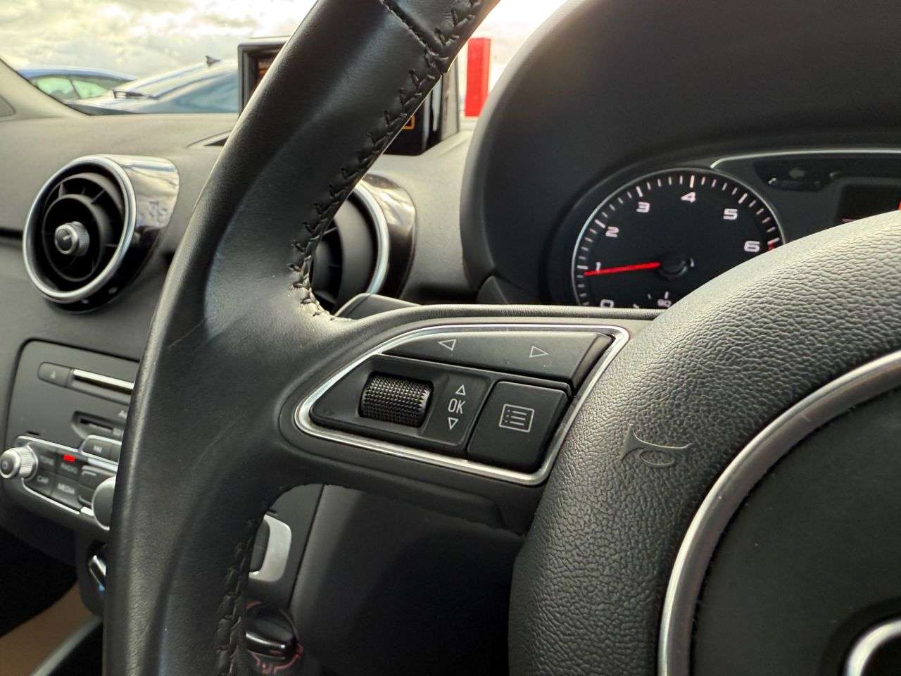 2017 AUDI A1 2017 AUDI A1