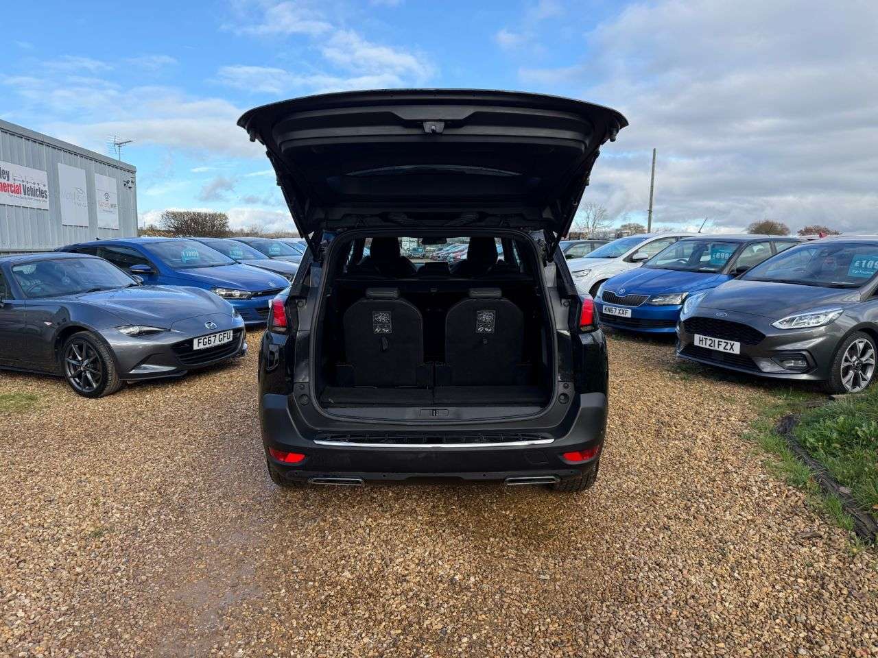 2019 PEUGEOT 5008 2019 PEUGEOT 5008