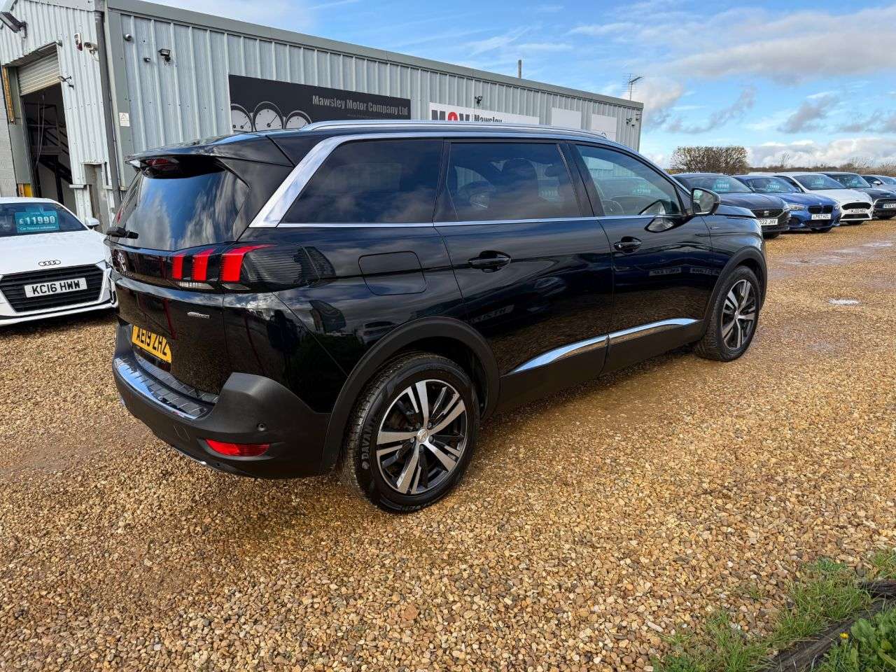 2019 PEUGEOT 5008 2019 PEUGEOT 5008