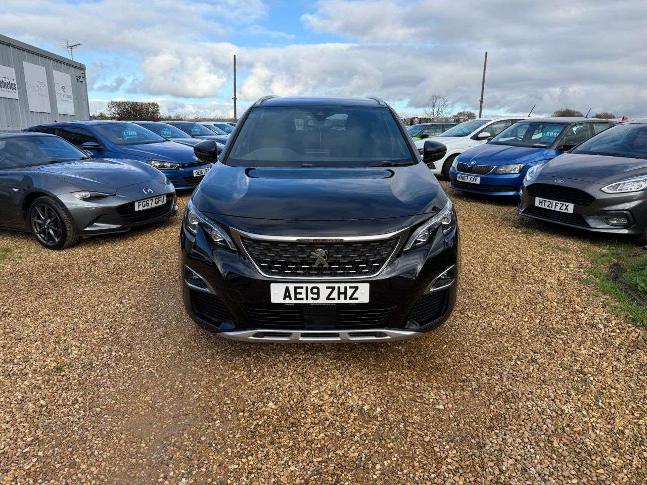 2019 PEUGEOT 5008 2019 PEUGEOT 5008