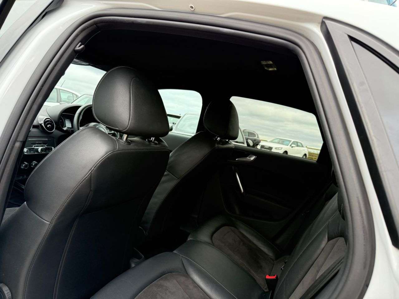 2016 AUDI A1 2016 AUDI A1