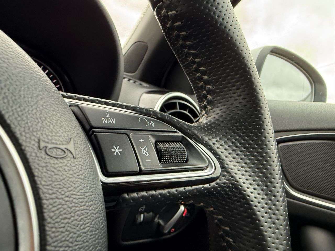 2016 AUDI A1 2016 AUDI A1