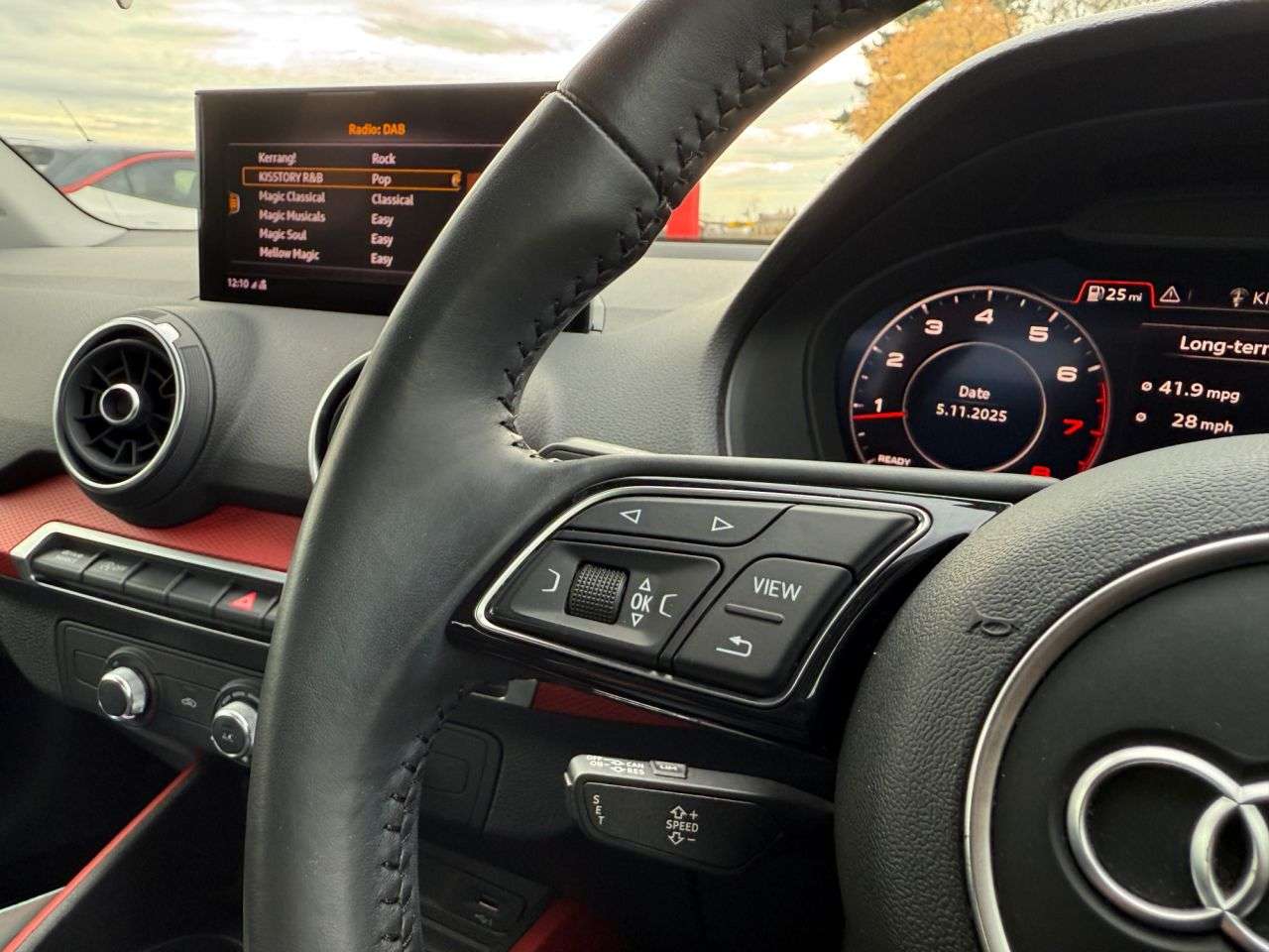 2017 AUDI Q2 2017 AUDI Q2