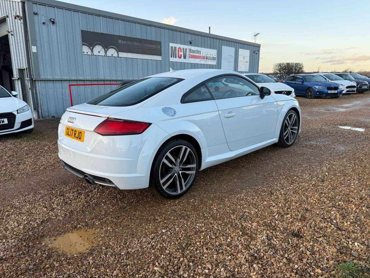 A 2017 AUDI TT 1.8 TFSI S line Coupe 3dr Petrol Manual Euro 6 (s/s) (180 ps) A 2017 AUDI TT 1.8 TFSI S line Coupe 3dr Petrol Manual Euro 6 (s/s) (180 ps)