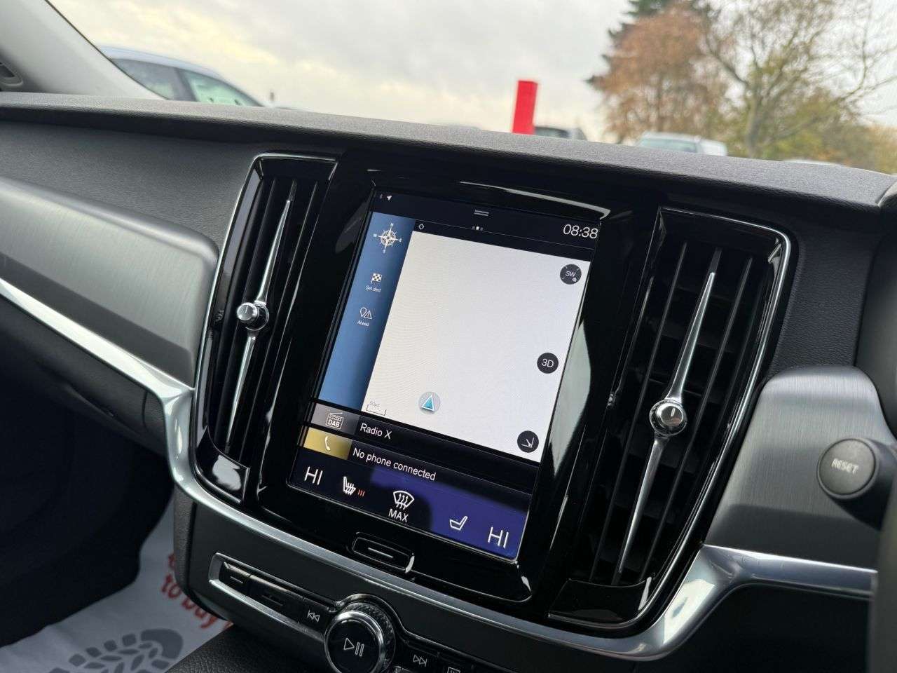 2018 VOLVO S90 2018 VOLVO S90