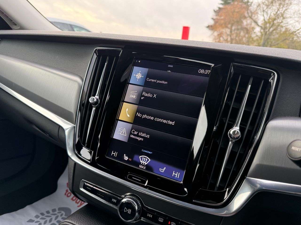 2018 VOLVO S90 2018 VOLVO S90