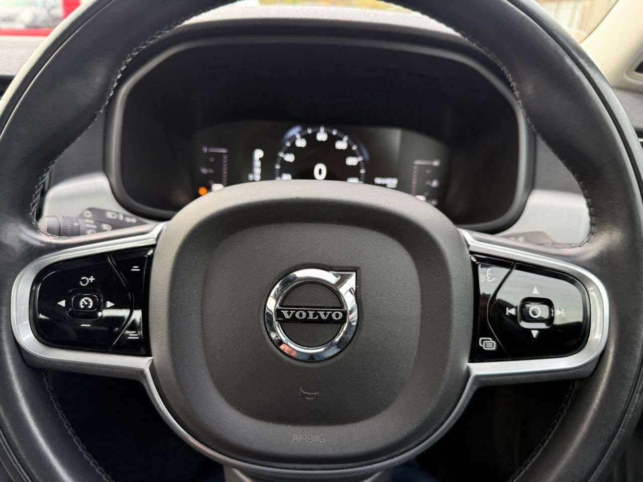 2018 VOLVO S90 2018 VOLVO S90