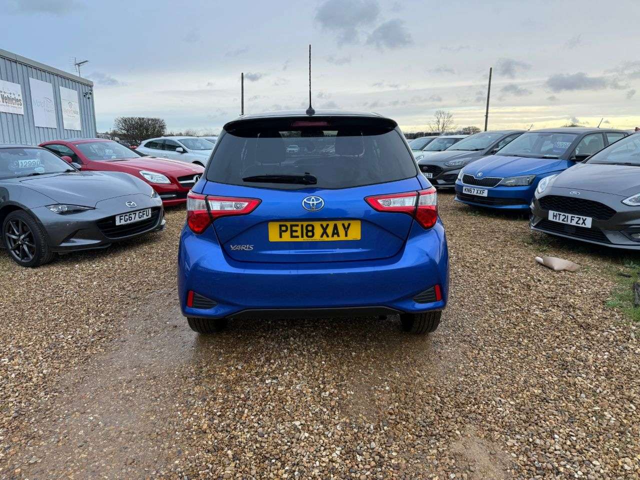 2018 TOYOTA YARIS 2018 TOYOTA YARIS