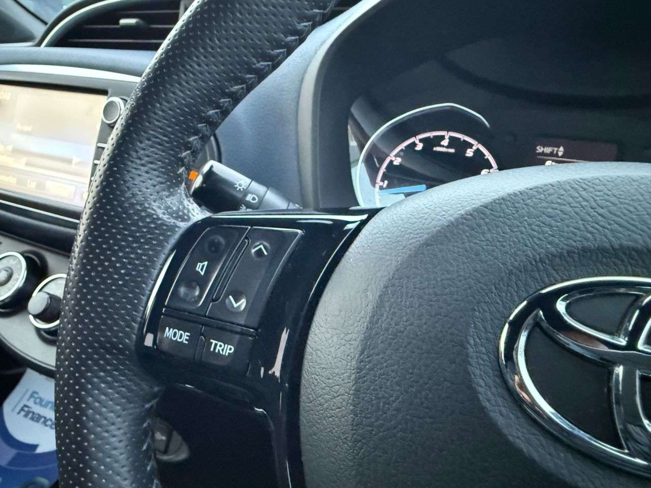 2018 TOYOTA YARIS 2018 TOYOTA YARIS