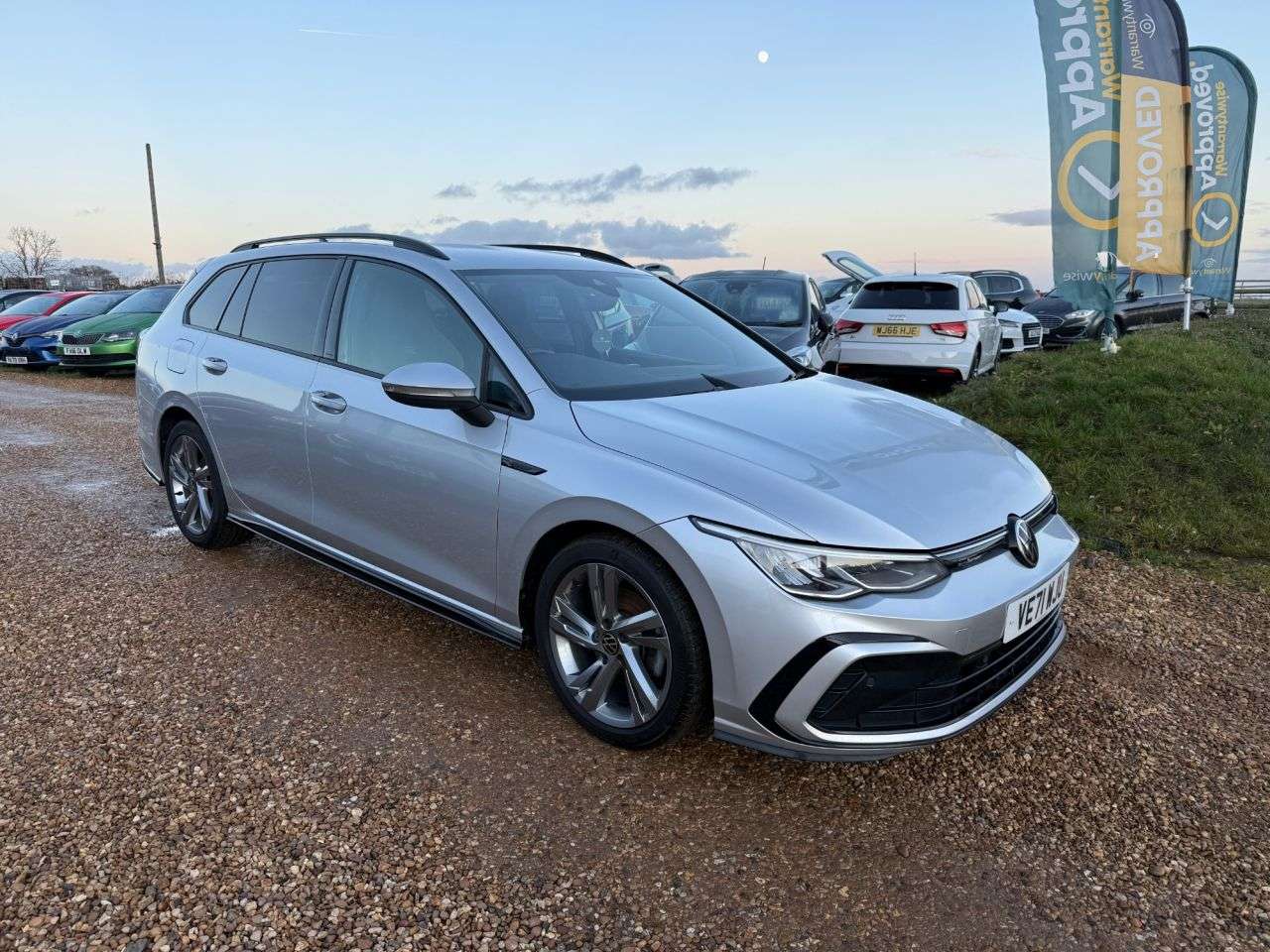 2022 VOLKSWAGEN GOLF 2022 VOLKSWAGEN GOLF