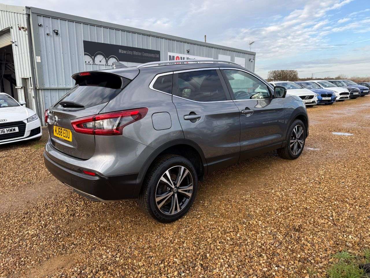 A 2018 NISSAN QASHQAI 1.3 DIG-T N-Connecta SUV 5dr Petrol Manual Euro 6 (s/s) (140 ps) A 2018 NISSAN QASHQAI 1.3 DIG-T N-Connecta SUV 5dr Petrol Manual Euro 6 (s/s) (140 ps)